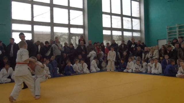 Ольшевский Юрий - Шило Артем - 32 кг. ТУРНИР ПО ДЗЮДО «КОРОЛЬ ТАТАМИ» 08-09 г.р. 4 дек 2016. смотреть онлайн