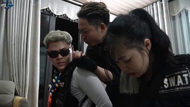 LTT Game Nerf War : Sniper Squad SEAL X Nerf Guns King Fight CrossFire Mr Zero Crazy смотреть онлайн