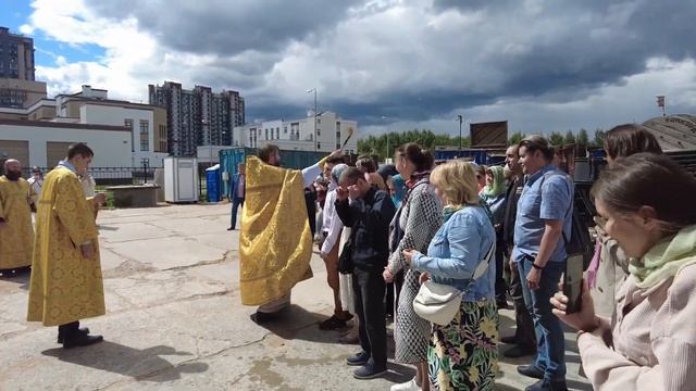 Освящение колоколов в храме св.Димитрия Солунского смотреть онлайн