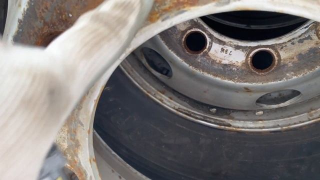 Грузовые шины 295/80R22.5 Bridgestone W900 смотреть онлайн