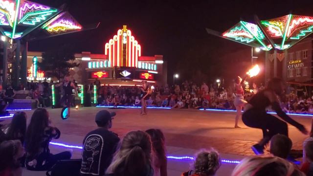 Final Friday w/ Phlox 3 смотреть онлайн