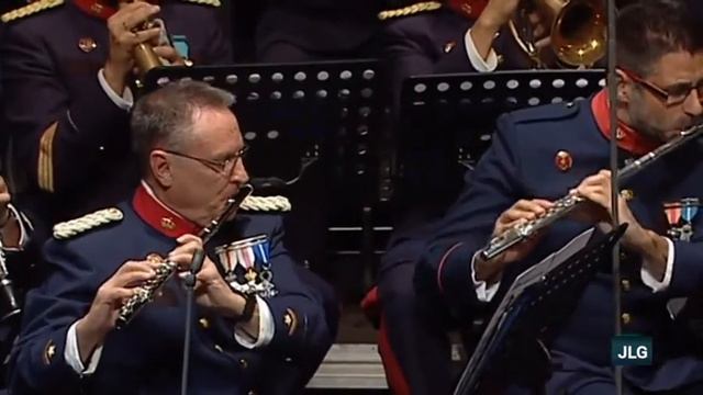 Banda de Música de la Guardia Real.-"Tiento del Primer Tono y Batalla Imperial" C. Halffter смотреть онлайн