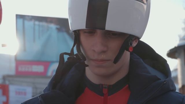 "The Olympics are special!" | Skeleton with James & Teddy | Sliding Madness | Ep. 3 смотреть онлайн