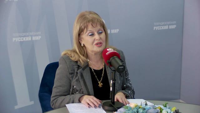 ЧЁРНЫМ ПО БЕЛОМУ: ЮРИЙ ШУТОВ | Авторская программа Натальи Черных смотреть онлайн