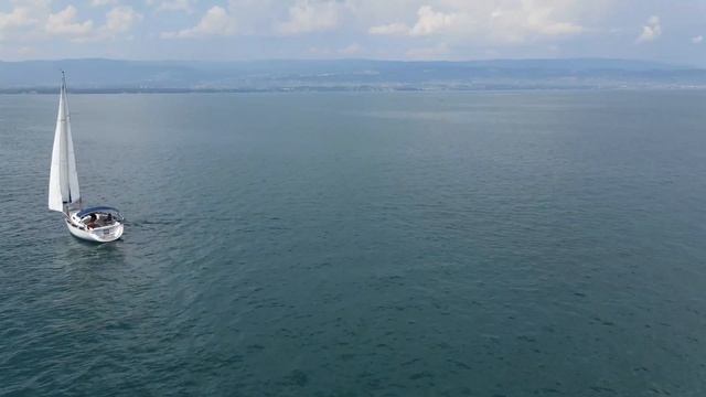 2 DAYS IN LAC LEMAN смотреть онлайн
