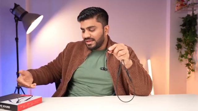 LONGEST Battery Neckband with Hi-Fi Sound ? - boAt Rockerz Trinity Unboxing смотреть онлайн