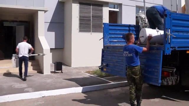 31 08 15 пожарные спасатели помогают в переезде Благовещенской городской больнице смотреть онлайн