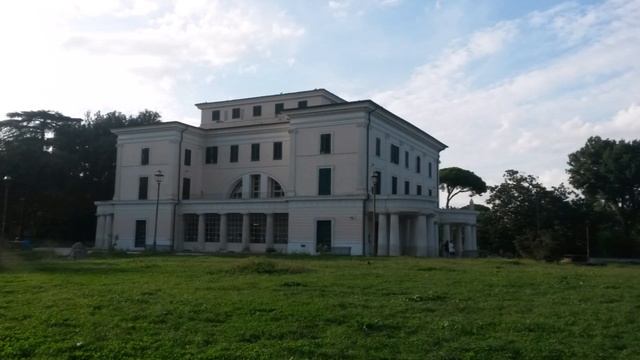 Villa Torlonia смотреть онлайн