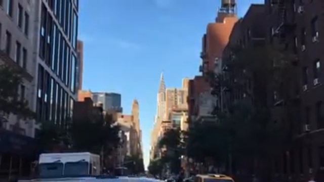 NYC view of Chrysler Building смотреть онлайн