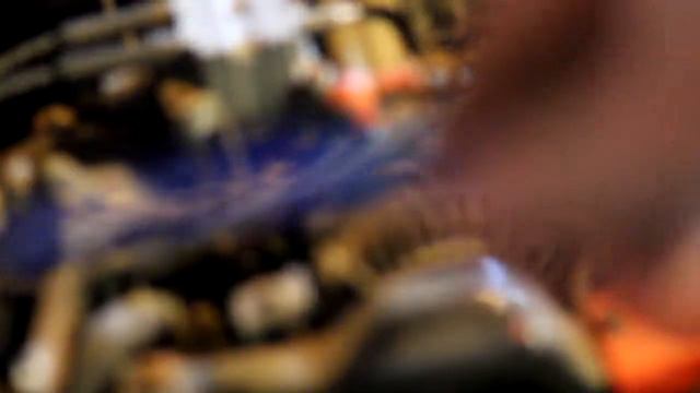 How to Replace Spark Plugs and Wires on a Subaru- 2004 Impreza TS смотреть онлайн