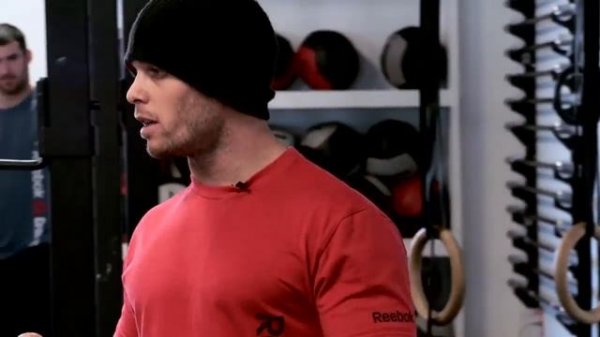 CrossFit  Efficiency Tips Pull-ups with Chris Spealler (Перевод novaarena.ru)