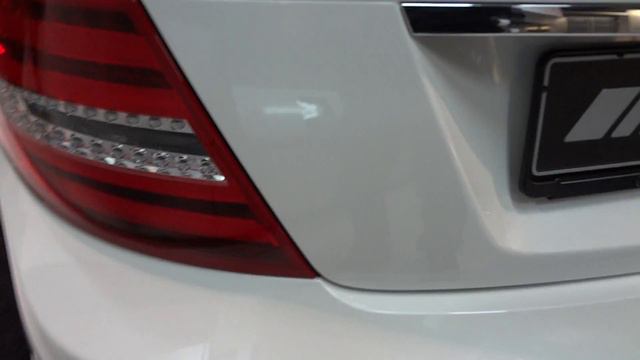 Mercedes C63 AMG in WHITE WEISS W 204 Carbon Sedan Coupe C 63 смотреть онлайн