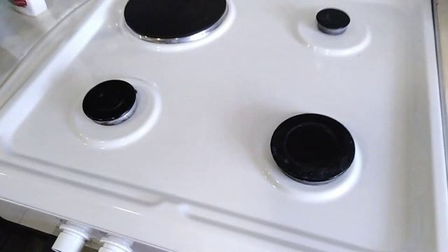 Делаем кухню удобней. Муж сделал кухню удобней и наколол себе новую татуировку. смотреть онлайн