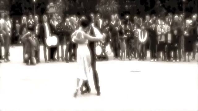 Tango trailer (Divina Follia) смотреть онлайн