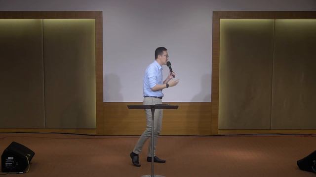 Aaron: Courage смотреть онлайн
