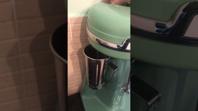 Hamilton beach 40 dm triple milkshake blender смотреть онлайн
