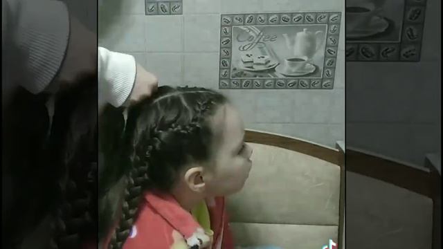 Прическа в школу. Прическа в садик #прическившколу смотреть онлайн