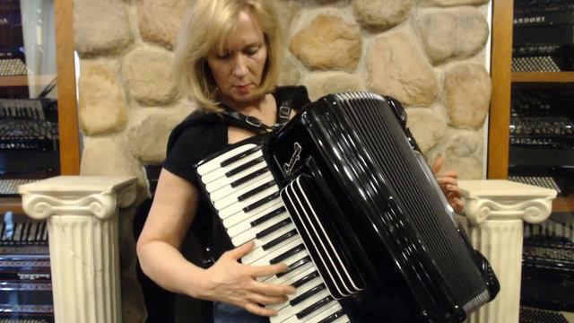5736 - Black Pancordion Crucianelli Piano Accordion LMH 41 120 $999 смотреть онлайн