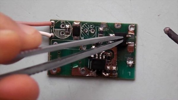 Ремонт светодиодной лампы 36 Ватт } * { Repair LED lamp 36 watts