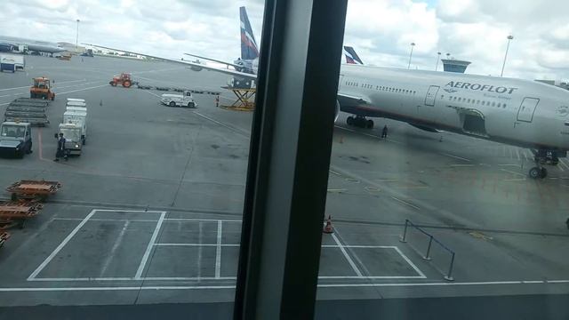 Аэропорт Шереметьево 2015/ Sheremetyevo airport 2015 смотреть онлайн