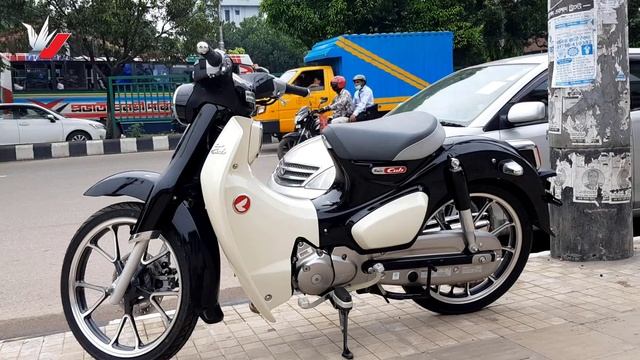 Honda Super Cub Classic - New C125 [ Black ] New Series 2021 смотреть онлайн