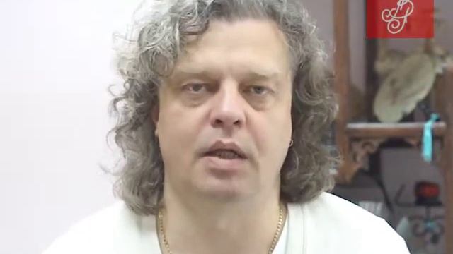 Какой фасад выбрать для дома: опорный или навесной?