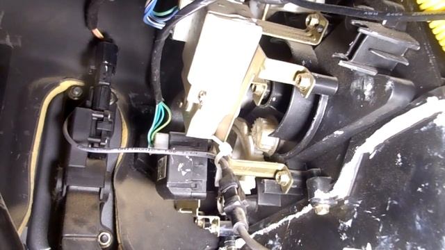 Одна из причин почему не греет печка в Чери Фора смотреть онлайн