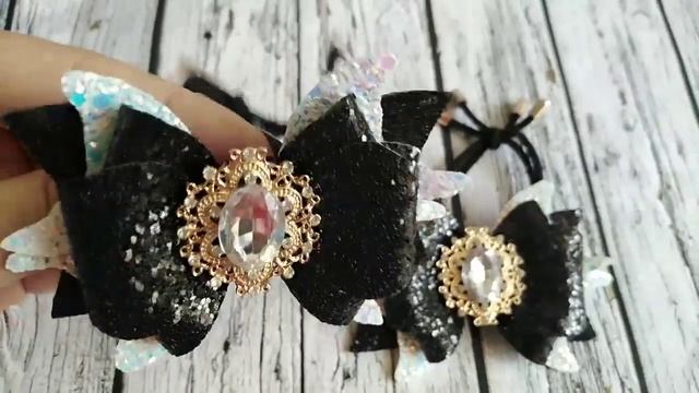 Резиночки с экокожи мини обзор (черно-белые) смотреть онлайн