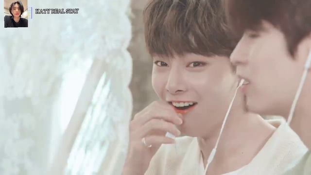 [ENG SUB] HAN, JEONGIN AND SEUNGMIN : First listen to "Red light" by hyunjin & bangchan [reaction] смотреть онлайн