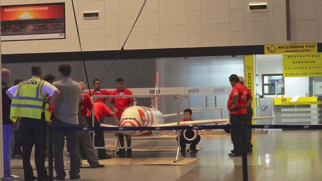 Portline Macedonia & ONE Telecom Slovenia - Skopje Airport Advertising (Special Execution) смотреть онлайн