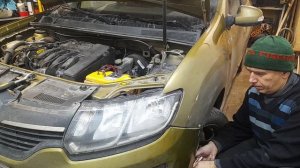 принцип снятия передней фары рено сандеро 2