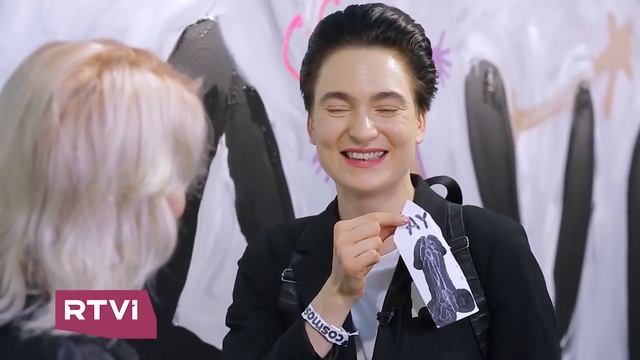 Cosmoscow: где вся светская Москва тратит деньги на искусство // О высоком с Марианной Минскер