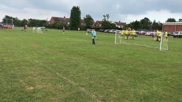 8 Year Old Goalkeeper in U10 5-a-Side Tournament | Including a Penalty Shoot-Out & Final !! смотреть онлайн