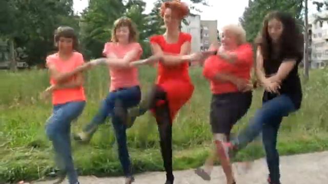 Видеопоздравление от Елизаветы Старковой и Марии Ряшенцевой смотреть онлайн