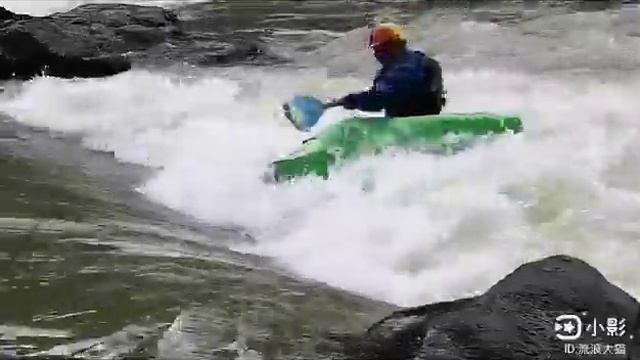 whitewater freestyle kayak in China смотреть онлайн