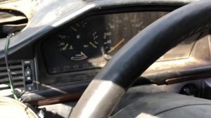 Как быстро снять щиток приборов на Mercedes-Benz W124