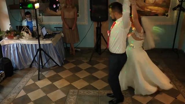 Наш первый танец / Our first wedding dance (John Legend - All of me) смотреть онлайн