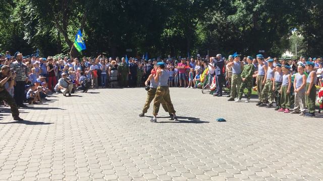 День ВДВ АСТРАХАНЬ смотреть онлайн