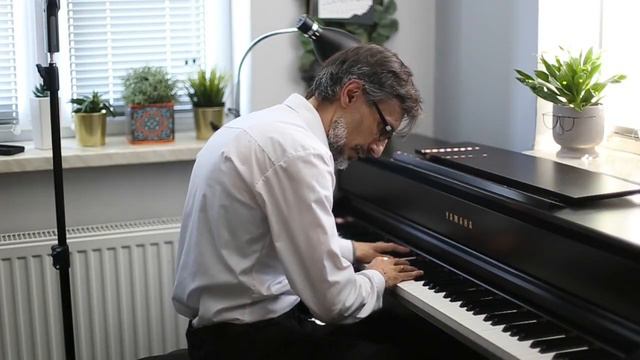 Adult beginner plays Chopin piano: Prelude in D-flat major, Op.28 No.15 - Raindrop - Yamaha CLP-775 смотреть онлайн