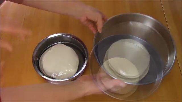 Простой слоённый бёрек с мясной начинкой. (По турецки) смотреть онлайн