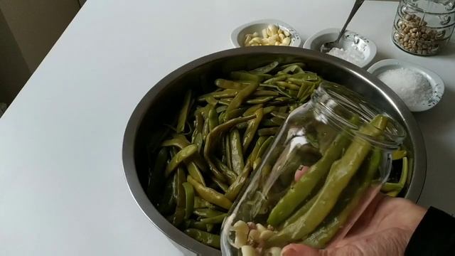 TAZE FASULYE TURŞU TARİFİ / Nasıl Yapılır ? Ben Böyle Güzel Turşu Yemedim? смотреть онлайн