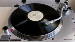 Адриано Челентано – Адриано Челентано ( Adriano Celentano – Una Festa Sui Prati) - Side 1