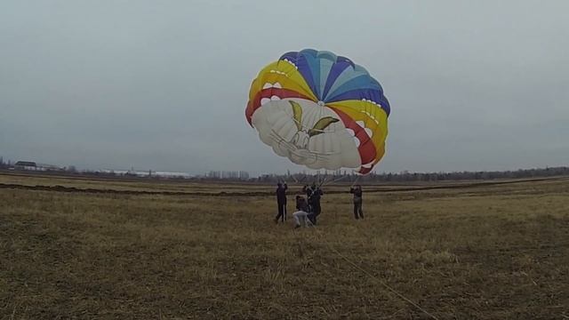 Буксировка парашюта за машиной, полет на парашюте, Парасейлинг, Parasailing, Майкоп (декабрь 2018) смотреть онлайн