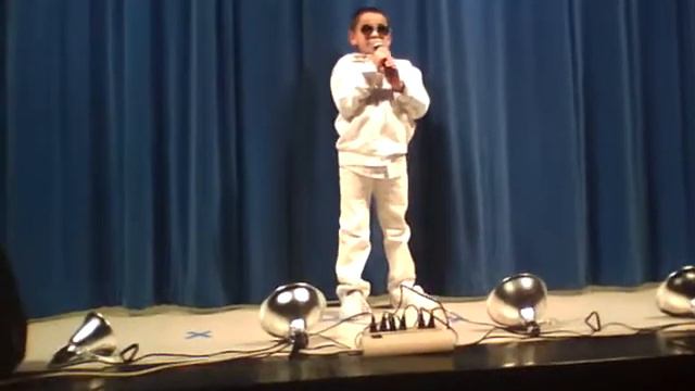 USHER-DJ GOT US FALLIN' IN LOVE смотреть онлайн