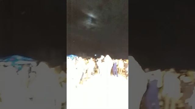 Небольшое любительское видео с фестиваля смотреть онлайн