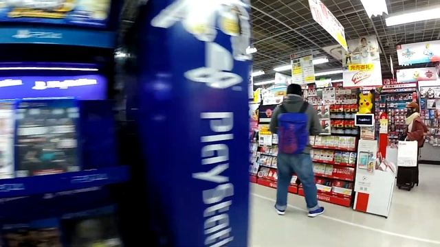 Синдзюку. Где покупать гаджеты в Токио. смотреть онлайн