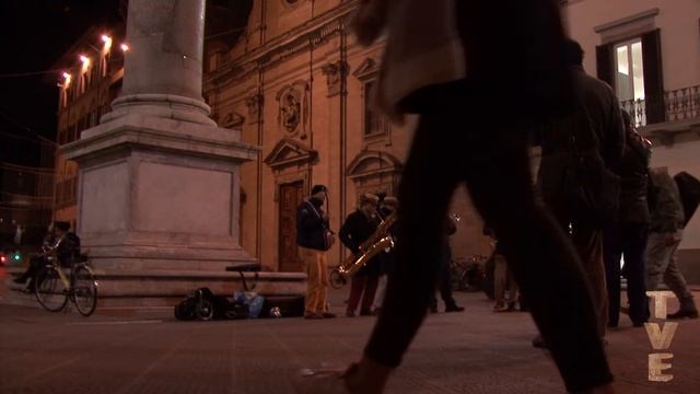 Прогулки по Италии .Квинтет вечерней Флоренции. Музыка на улице. смотреть онлайн