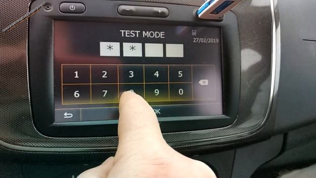 Activar o Loudness no Medianav Evolution para melhorar o som смотреть онлайн