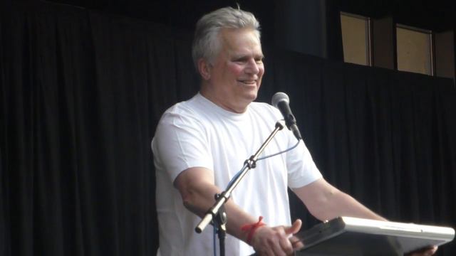 Richard Dean Anderson - Q&A FACTS Sunday 03 April 2016 смотреть онлайн