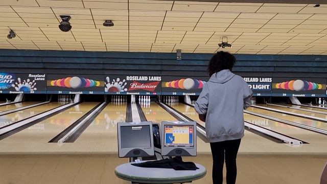 Maya's First 200 Game! смотреть онлайн